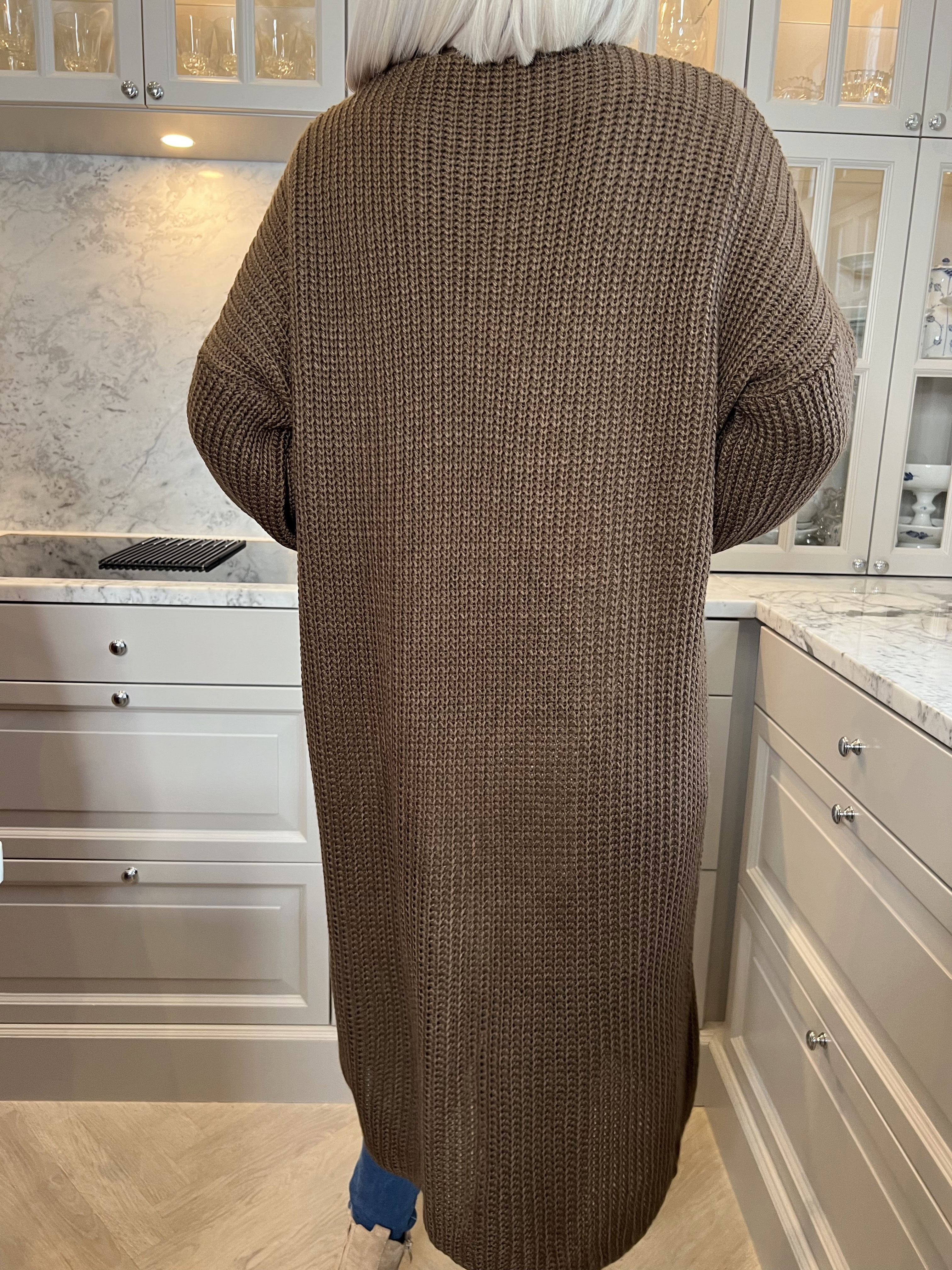 Sally - Strik cardigan med ballonærmer